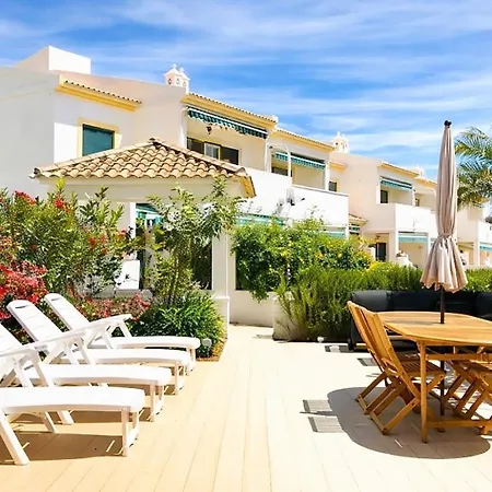 House With Pool 5min Walk To Alemaes By Becherish Албуфейра
