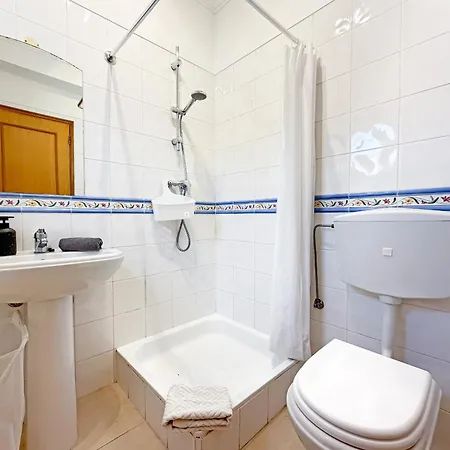 Сasa de vacaciones House With Pool 5min Walk To Alemaes By Becherish *