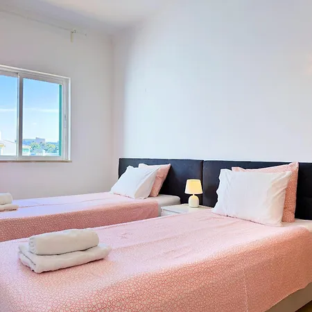 House With Pool 5min Walk To Alemaes By Becherish *