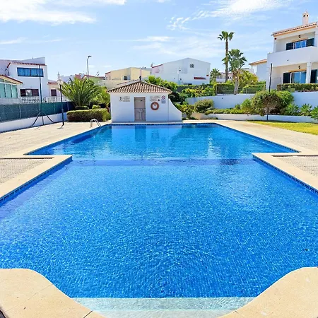 Дом отдыха House With Pool 5min Walk To Alemaes By Becherish