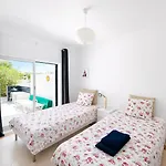 度假居 House With Pool 5min Walk To Alemaes By Becherish *