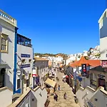 House With Pool 5min Walk To Alemaes By Becherish Casa vacanze *