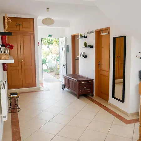 House With Pool 5min Walk To Alemaes By Becherish Ferienhaus